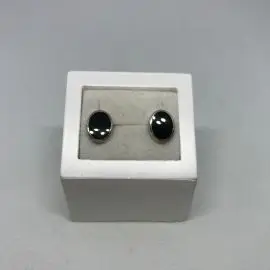 SØLV ØRESTIKKER MED ONYX - Aagaard